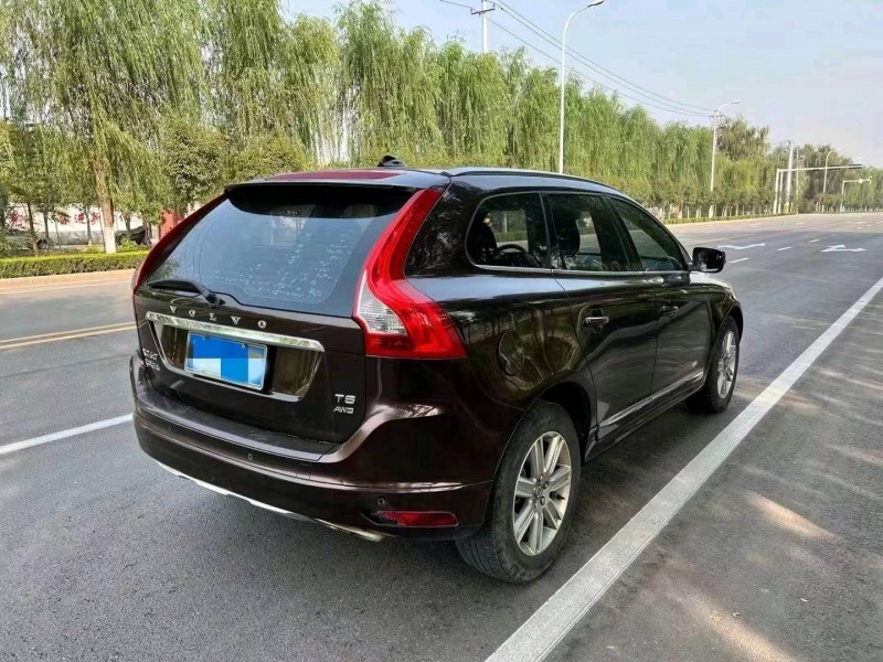 东营16年沃尔沃XC602