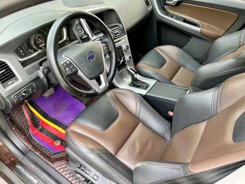 东营16年沃尔沃XC604