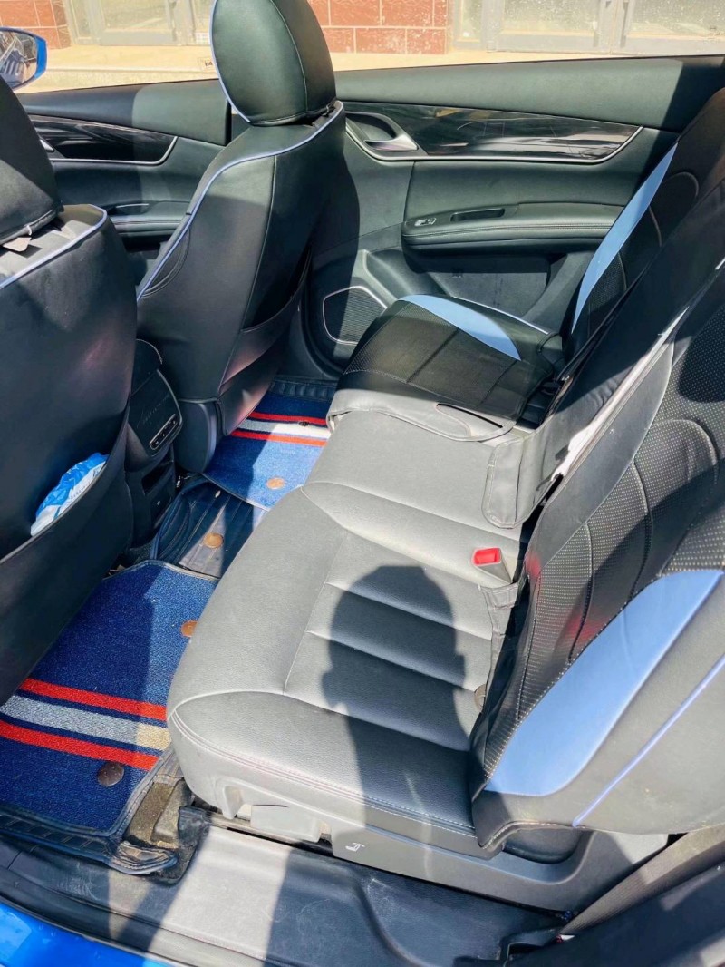 枣庄18年比亚迪宋MAX6