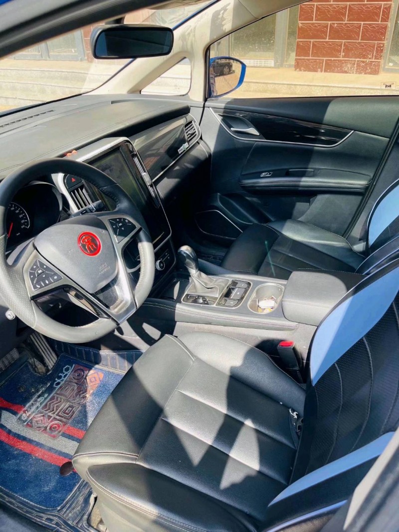 枣庄18年比亚迪宋MAX8