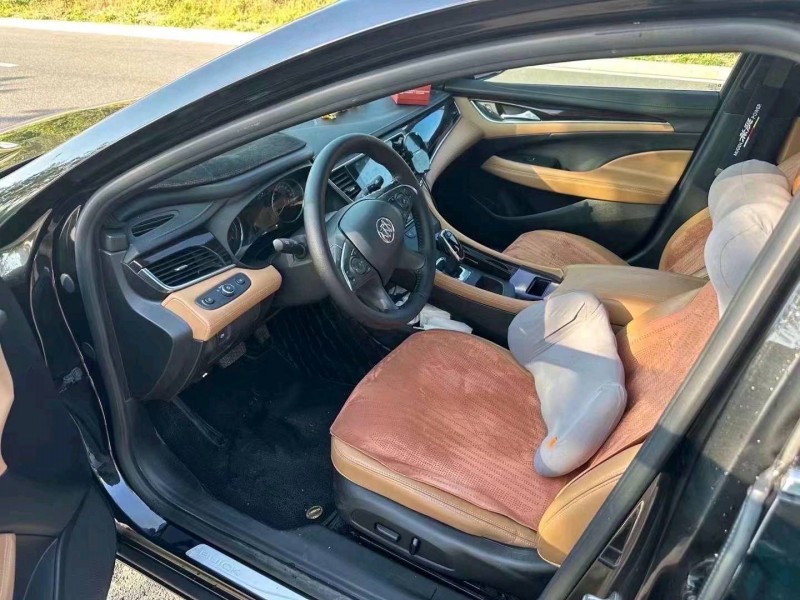 枣庄18年别克君越9