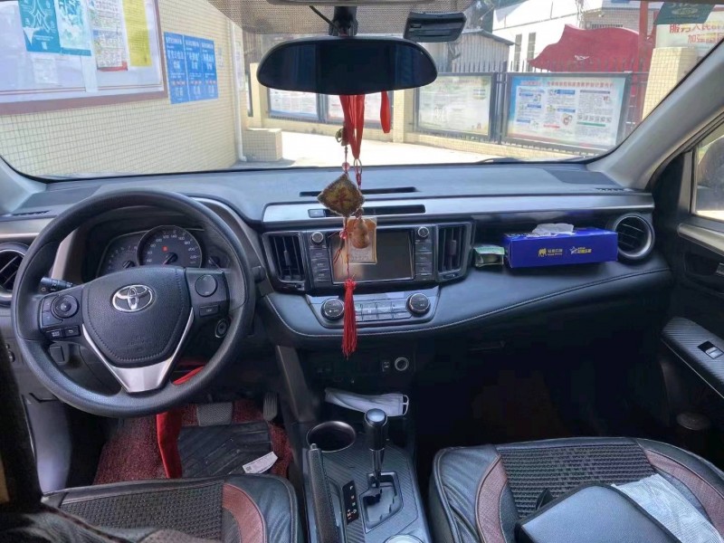 汕头16年丰田RAV4荣放3