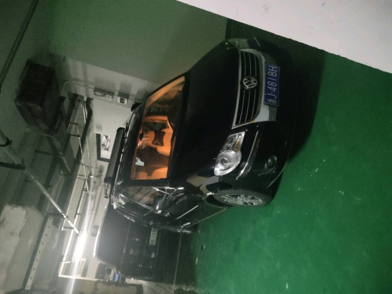 成都14年大众途安1