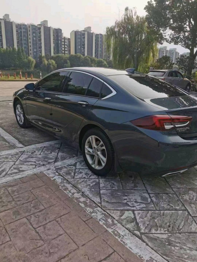 常州21年别克君威3