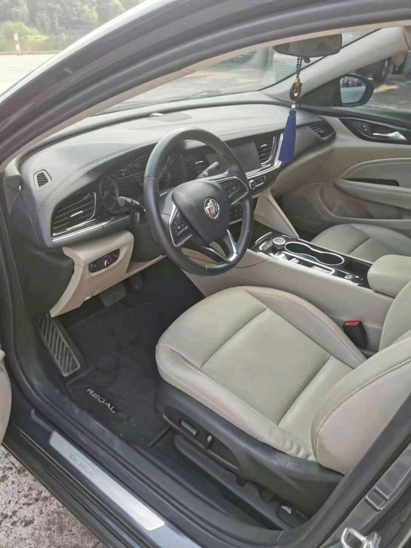 常州21年别克君威5