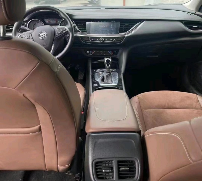 汕头19年别克君威6