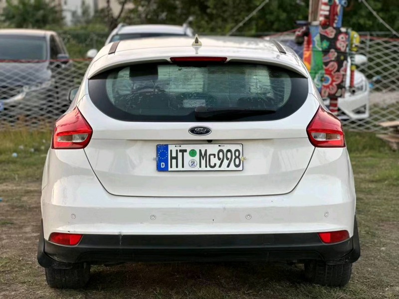 汕头17年福特福克斯9