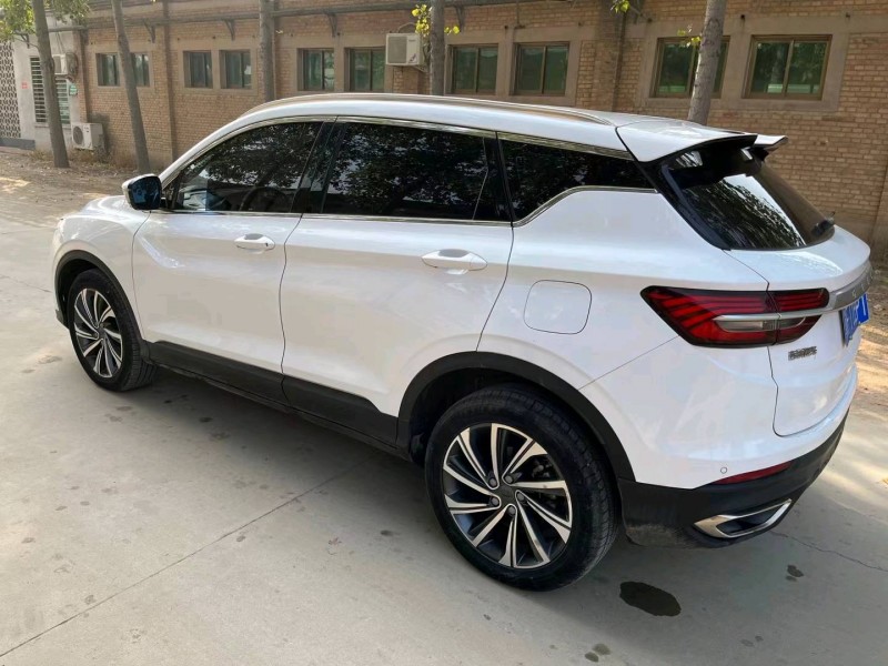 保定19年吉利缤越5