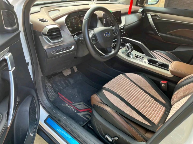 保定19年吉利缤越6