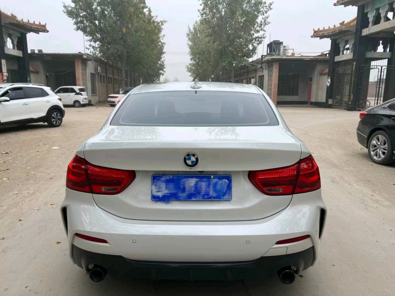 保定21年宝马1系9