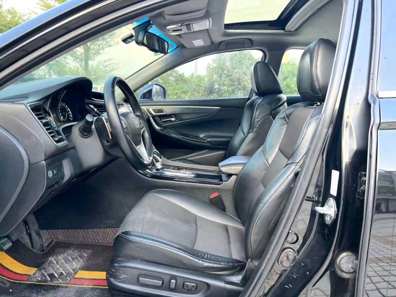 汕头15年本田思铂睿7