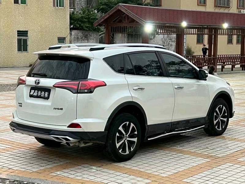 珠海18年丰田RAV4荣放5