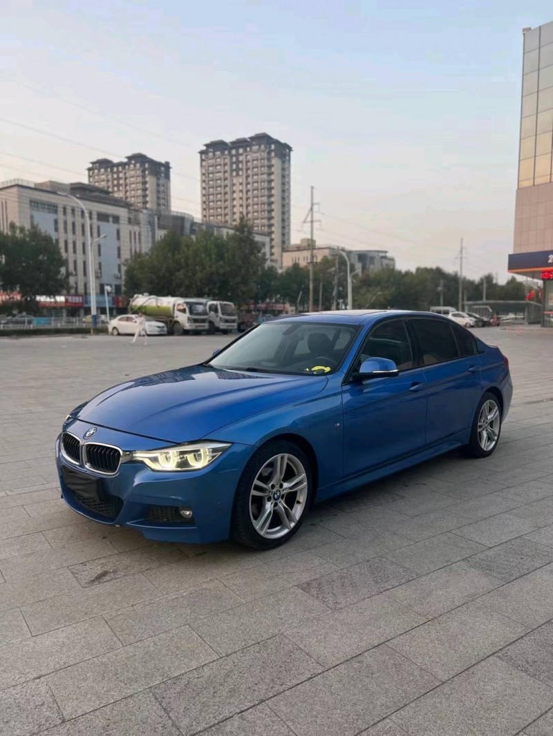 济宁17年宝马3系2