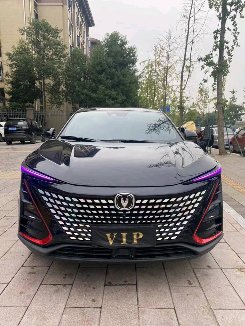 成都21年长安汽车UNI-T1