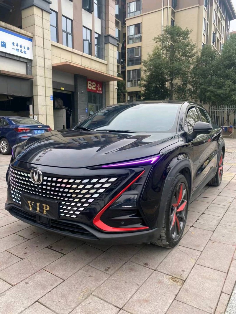 成都21年长安汽车UNI-T3