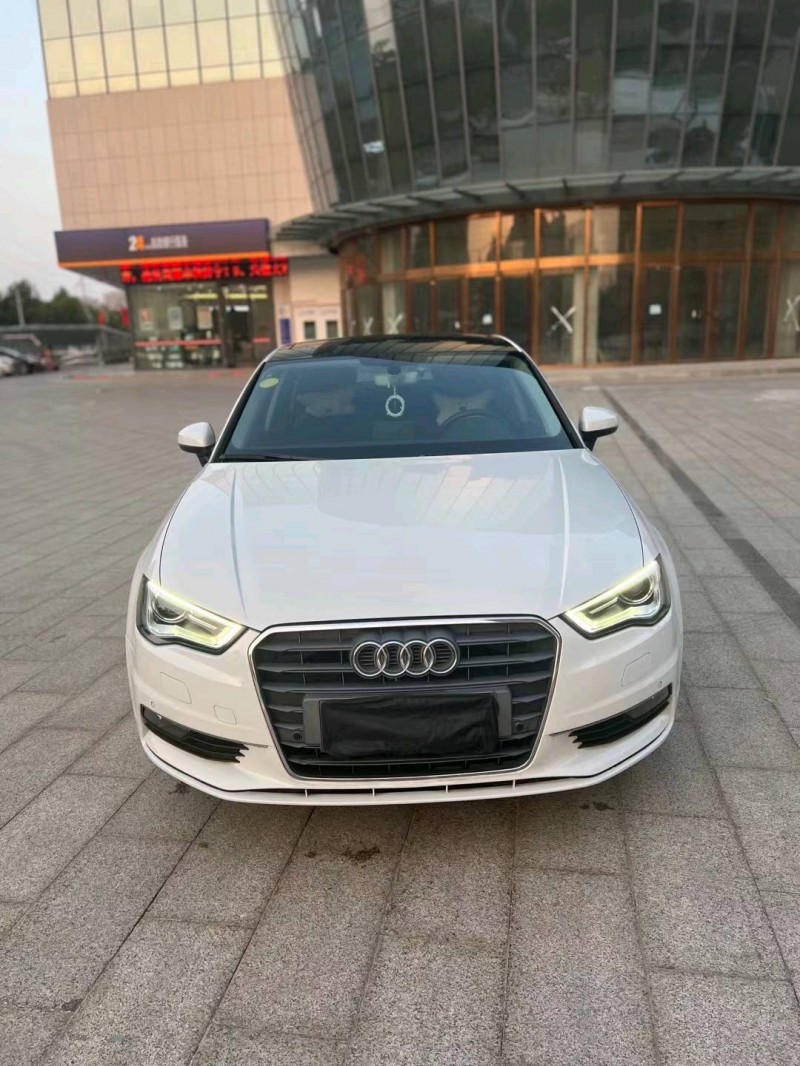济宁17年奥迪A31