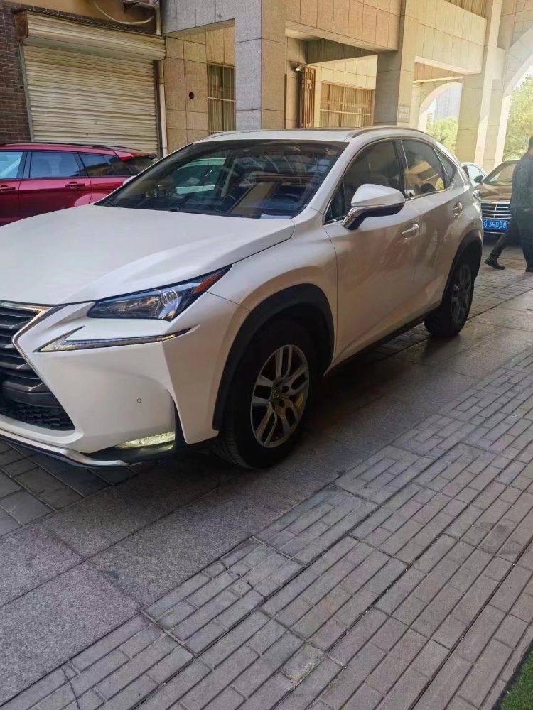 潍坊16年雷克萨斯NX5