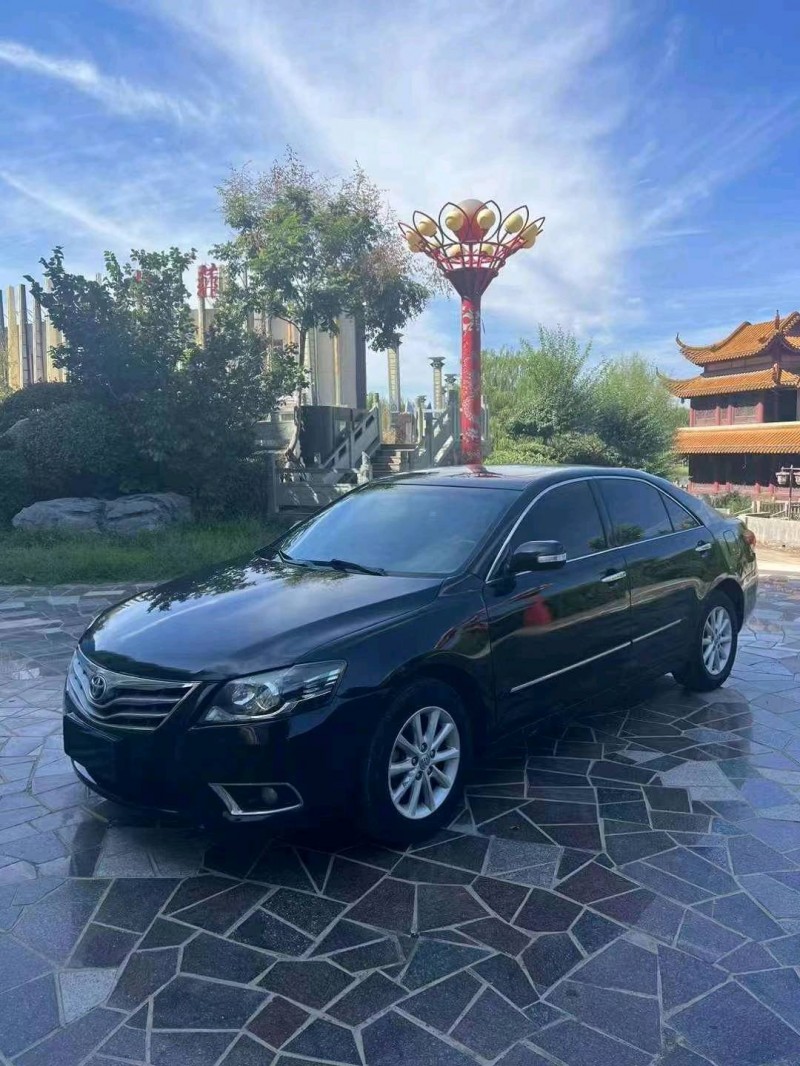 济宁15年丰田凯美瑞2