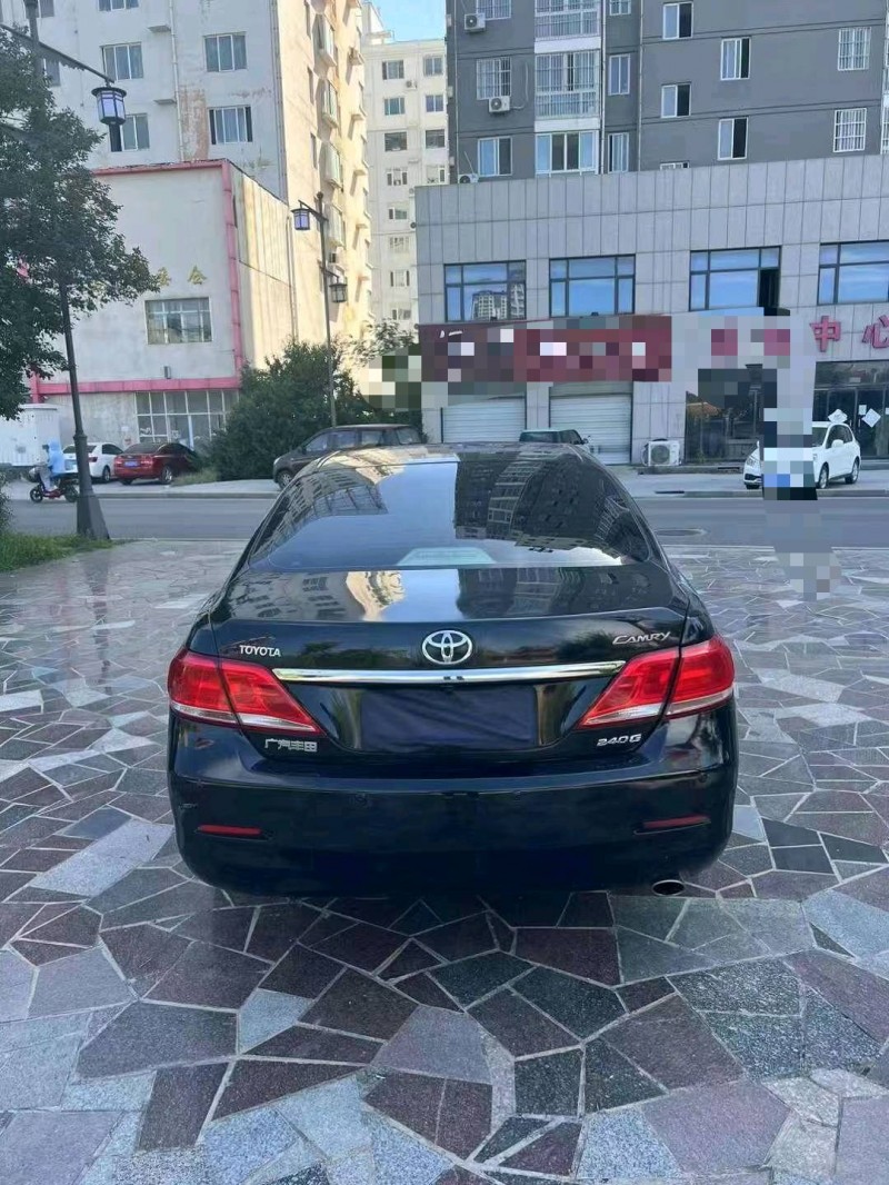 济宁15年丰田凯美瑞9