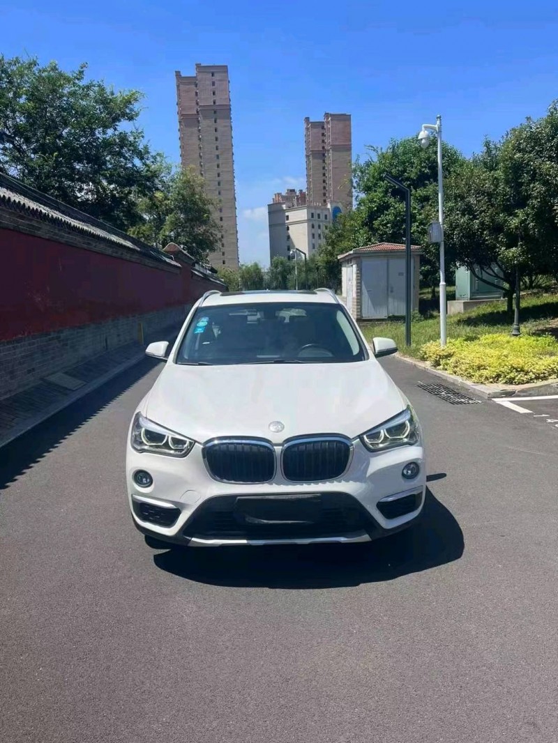 济宁18年宝马X11