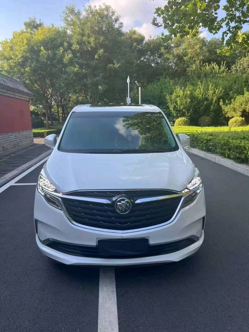 济宁20年别克GL81