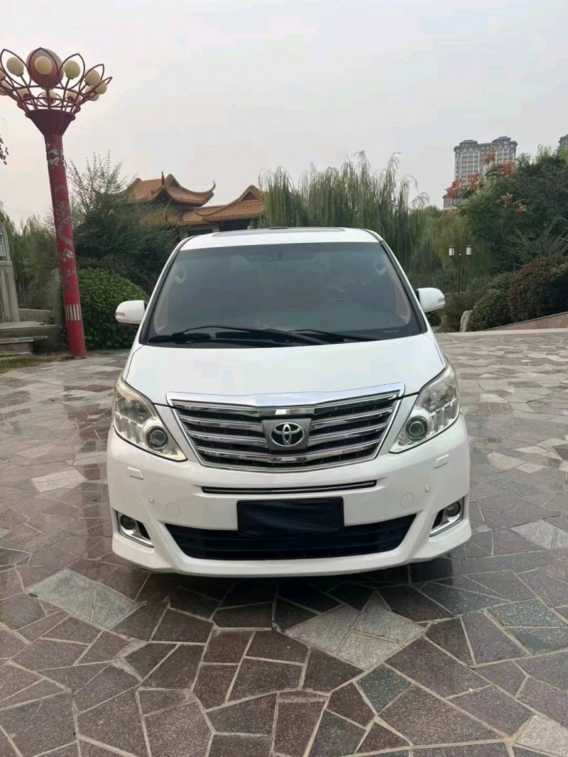 济宁14年丰田埃尔法1