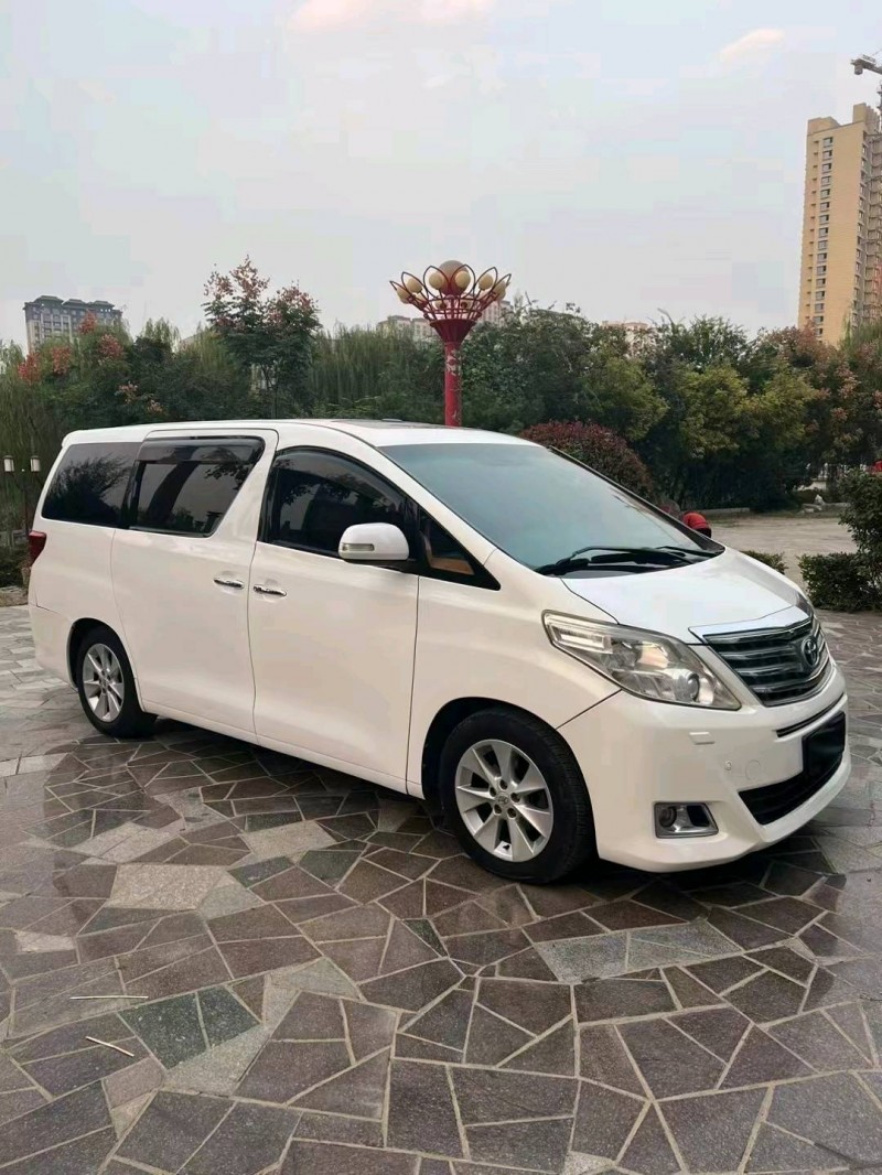 济宁14年丰田埃尔法3