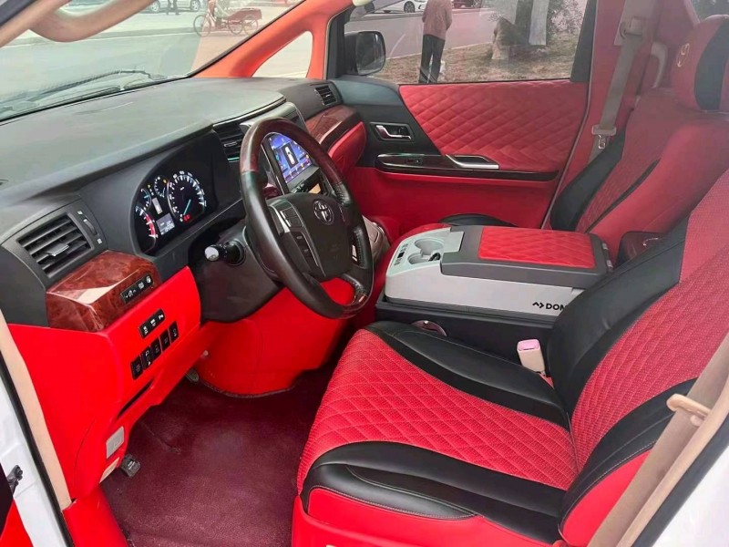 济宁14年丰田埃尔法4