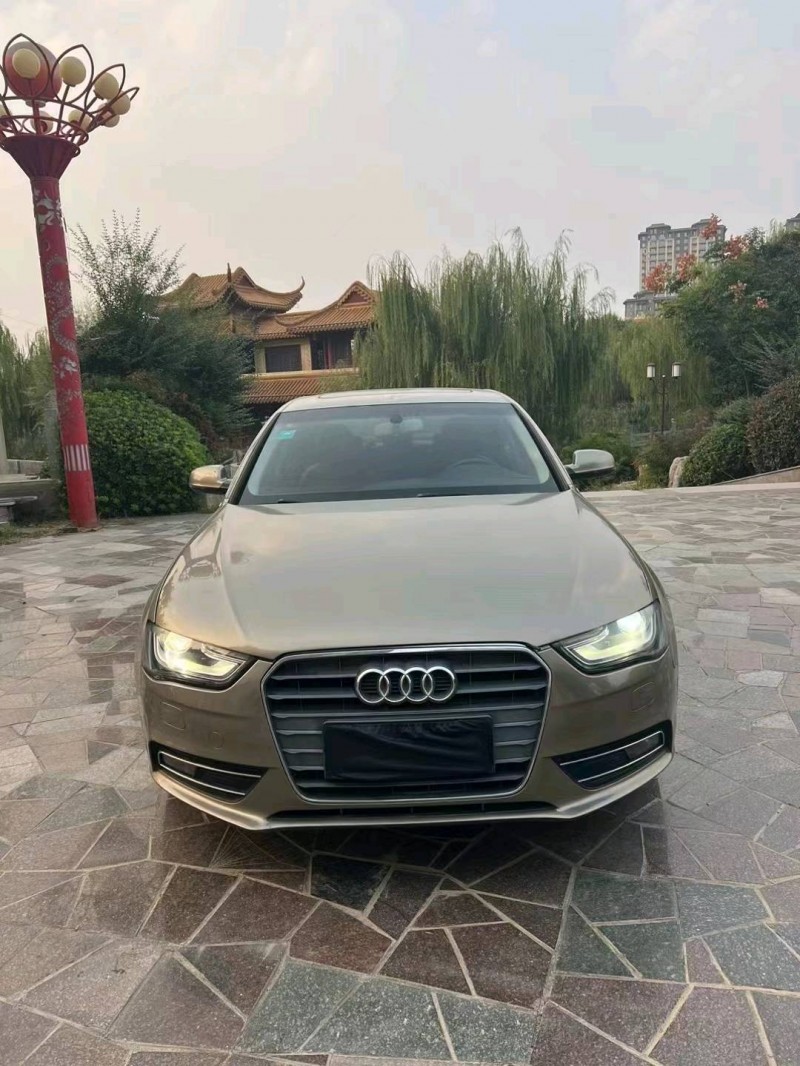 济宁14年奥迪A4L1