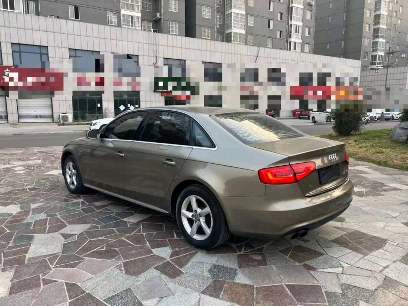 济宁14年奥迪A4L8