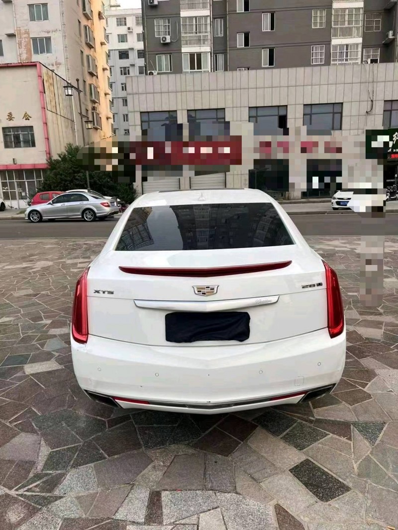 济宁17年凯迪拉克XTS9