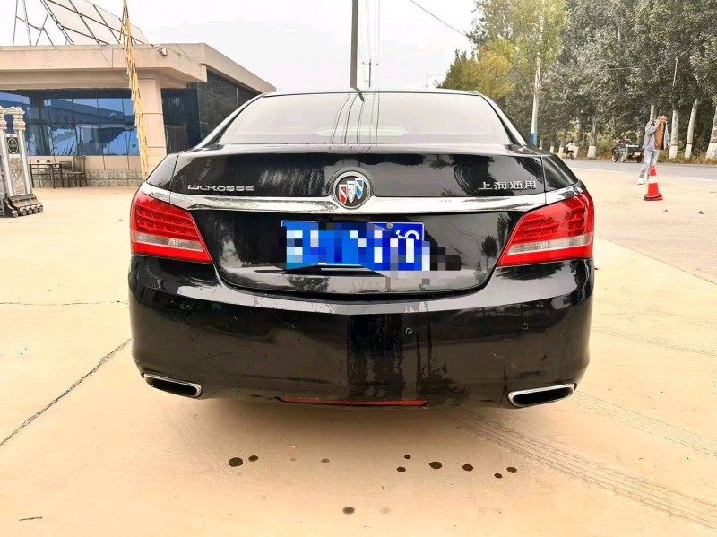 保定15年别克君越9