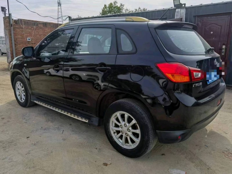 保定16年三菱劲炫2