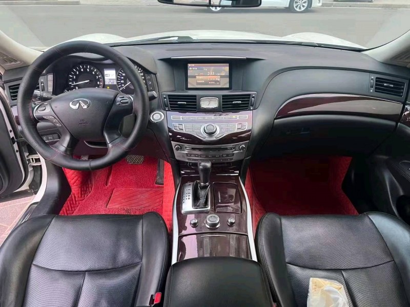 济宁15年英菲尼迪Q706