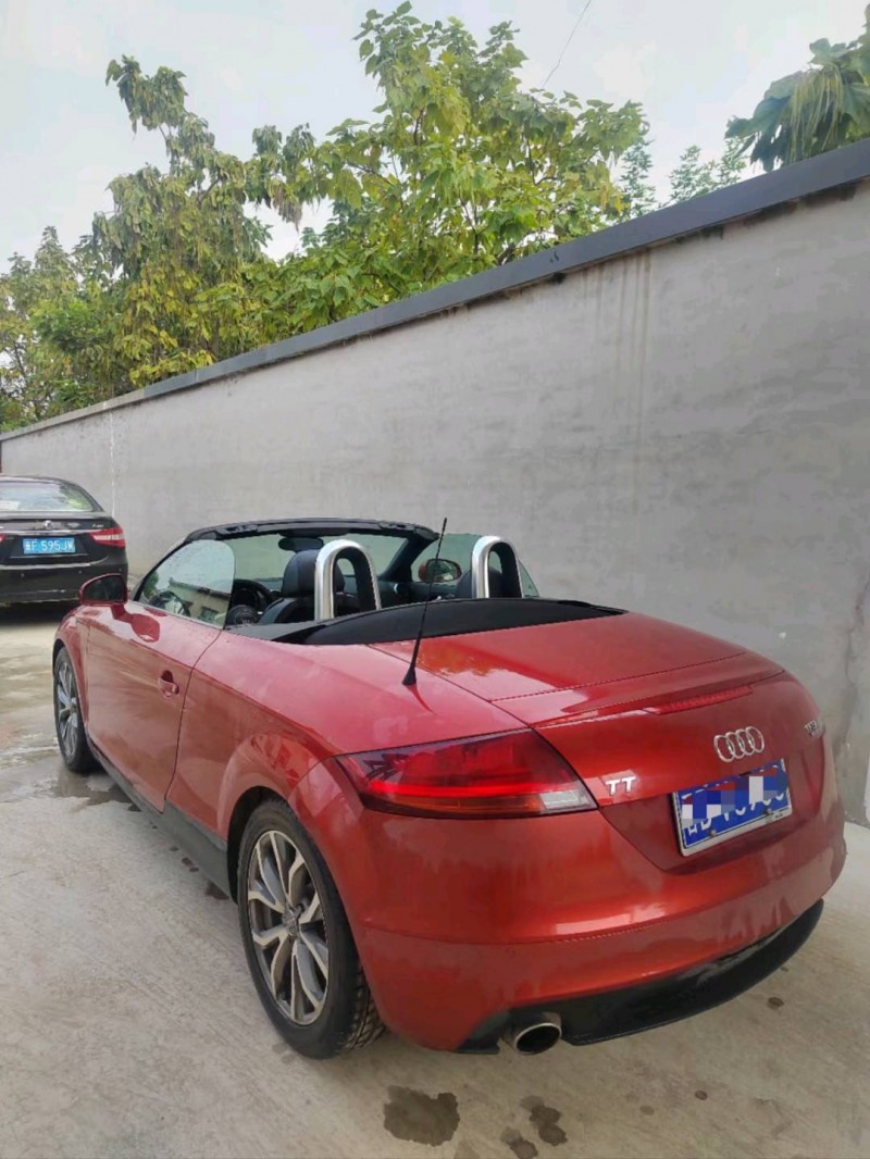 保定12年奥迪TT8