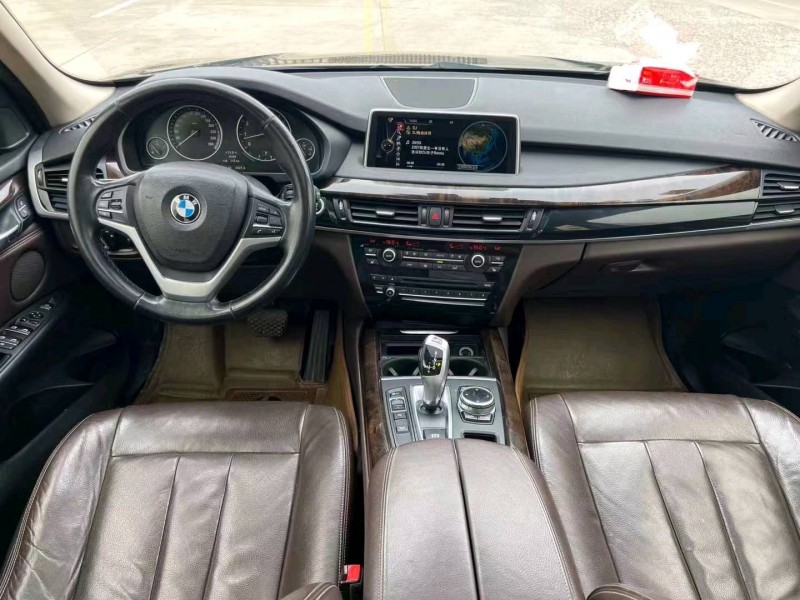 济宁14年宝马X54