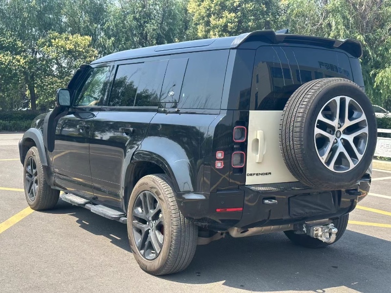 徐州21年路虎卫士2