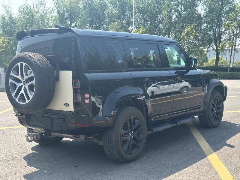 徐州21年路虎卫士8