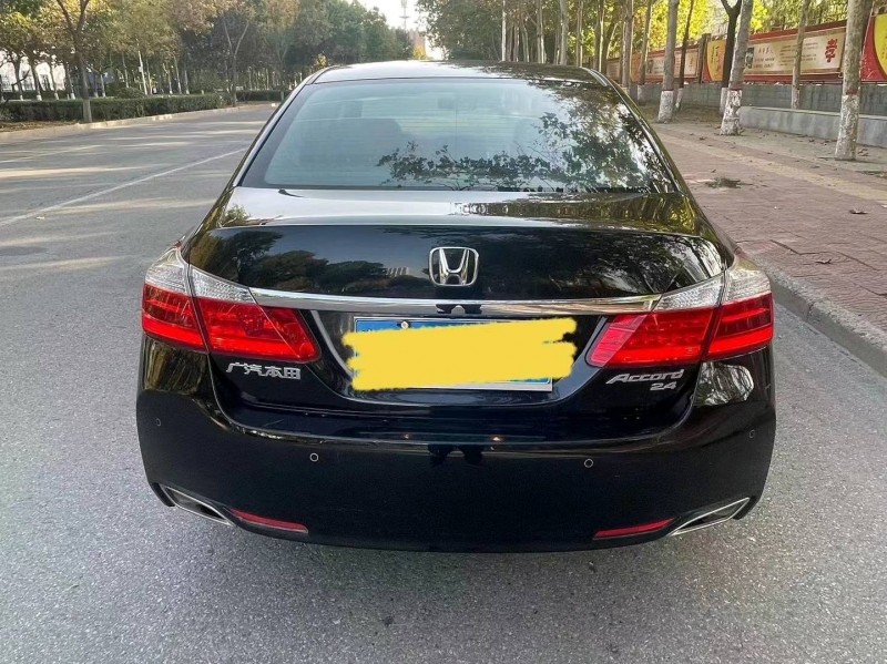 保定15年本田雅阁9