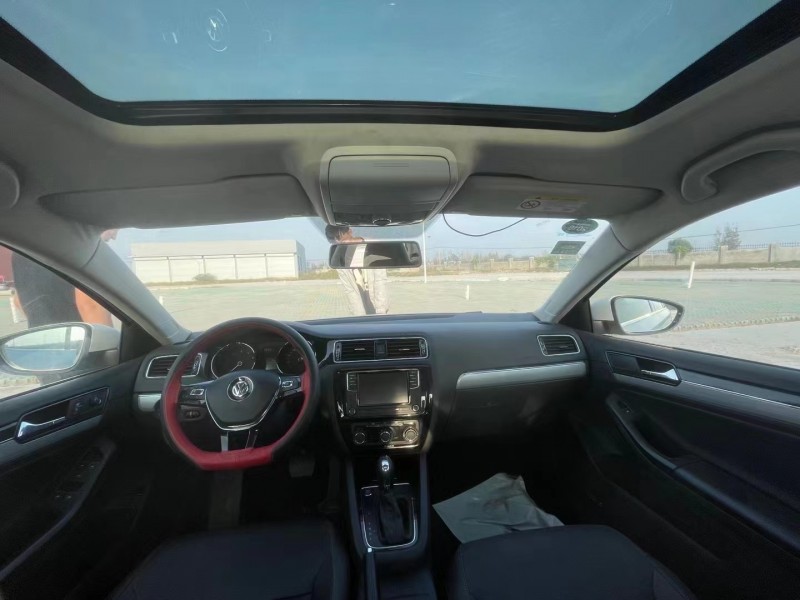 济宁16年大众速腾6