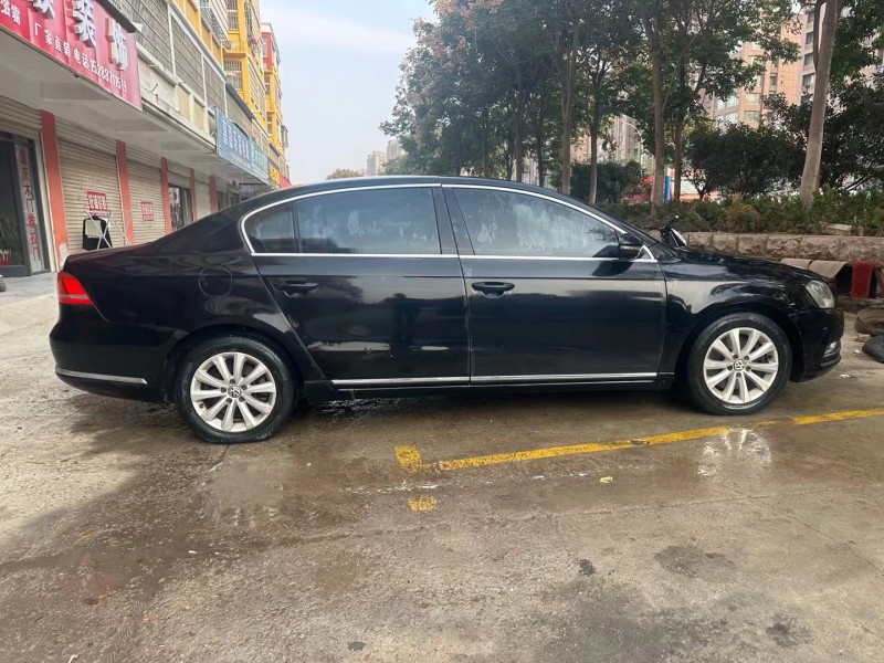 济宁14年大众迈腾2