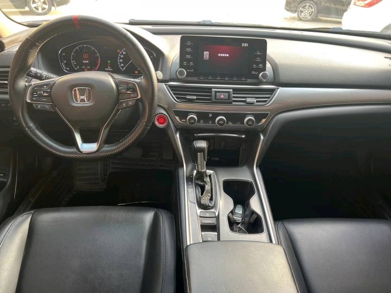 石家庄19年本田雅阁4