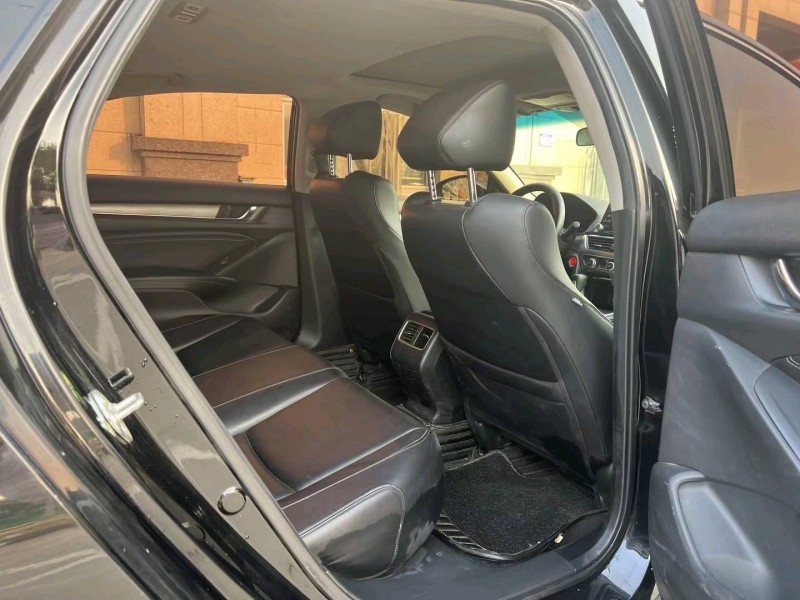 石家庄19年本田雅阁6