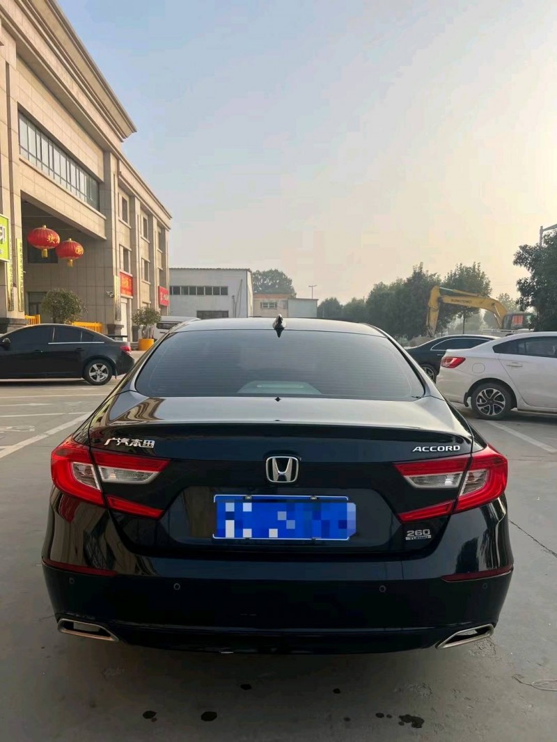 石家庄19年本田雅阁9