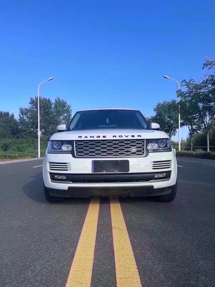 青岛14年路虎揽胜行政1