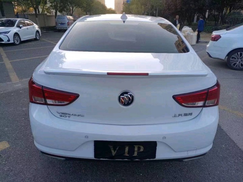 枣庄18年别克威朗3