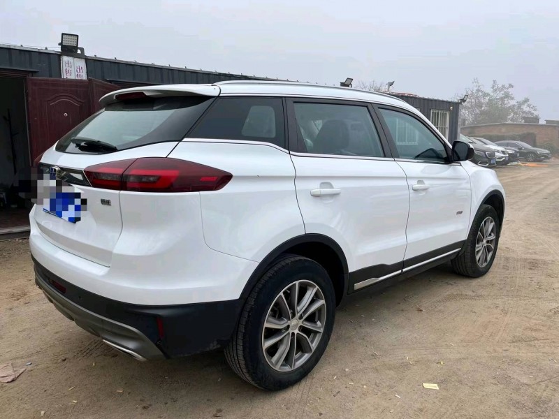 保定18年吉利博越4