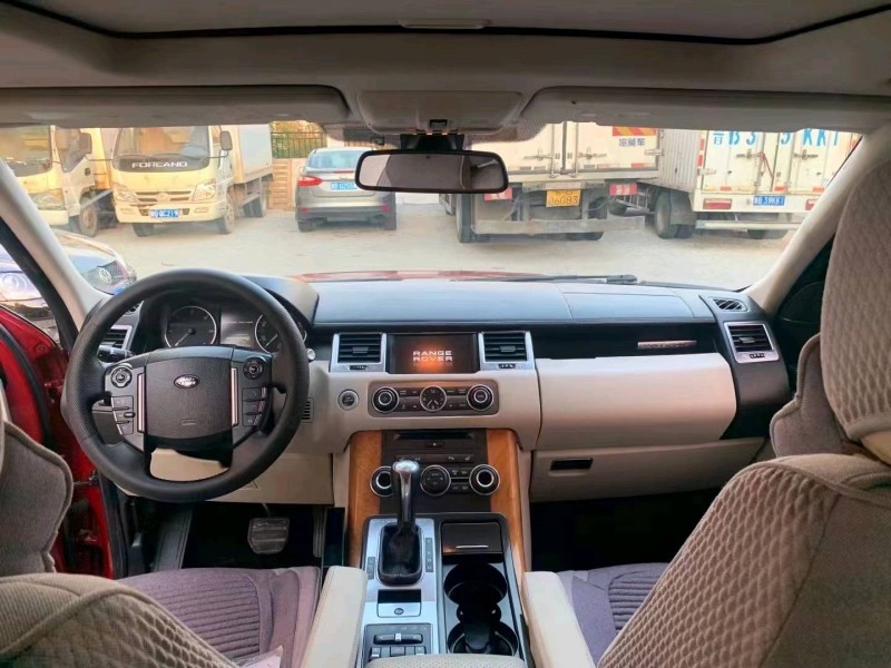 东营12年路虎揽胜运动8