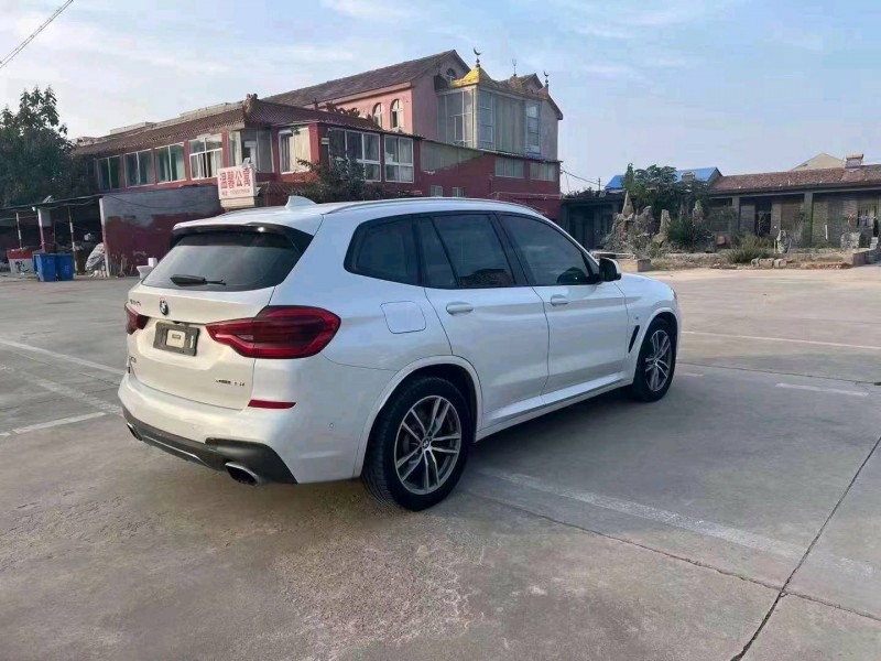 东营19年宝马X34