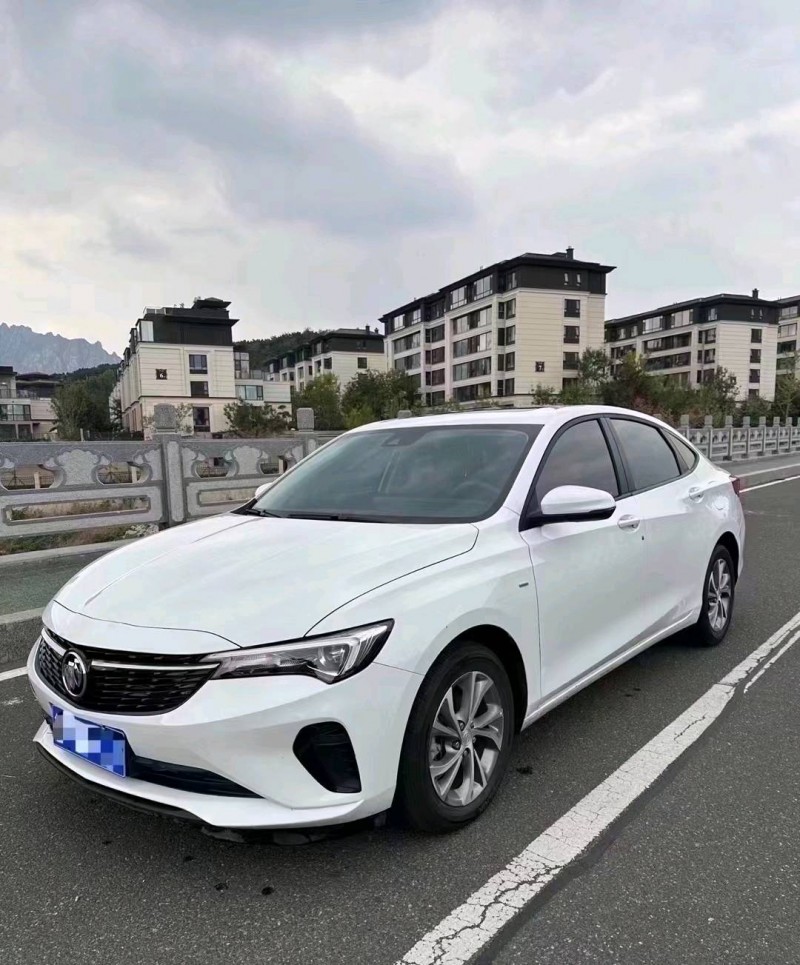 枣庄23年别克威朗3